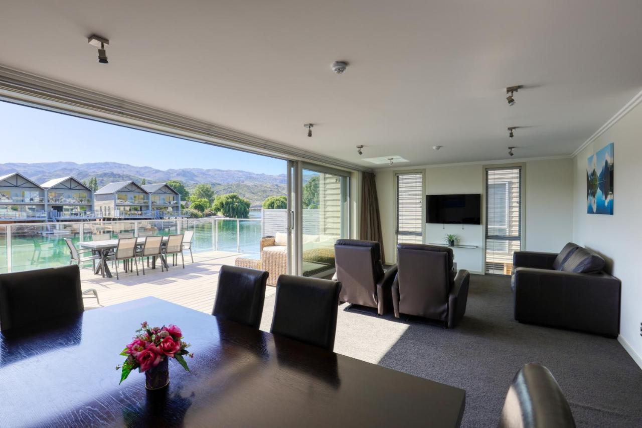 Marsden Lake Resort Central Otago Cromwell Exteriör bild A typical apartment at the hotel